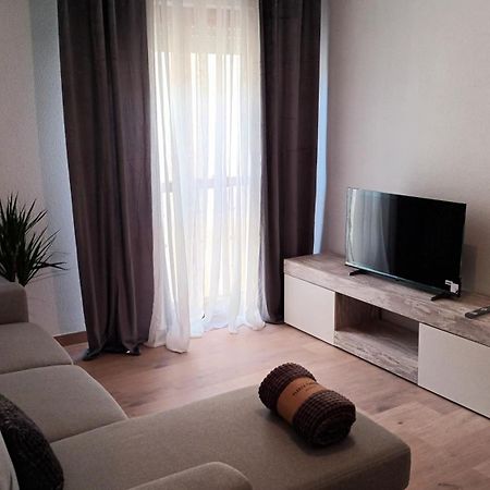 Apartamentos Vino Y Camino นาเฮรา ภายนอก รูปภาพ